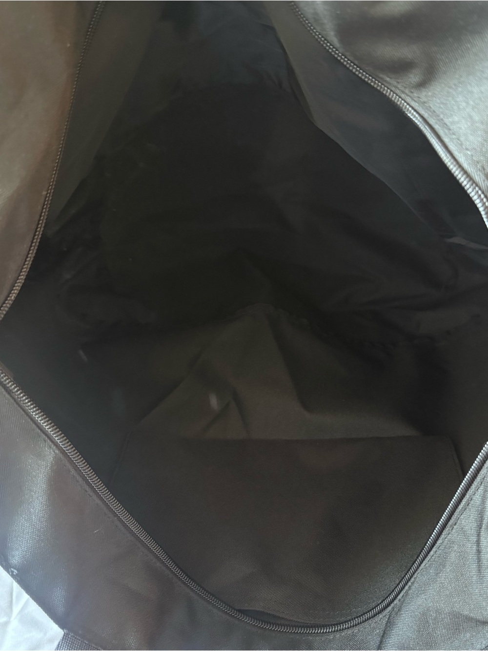 Victoria's Secret PINK Limited Edition Black, Silver & Gold Sequin Tote Bag EUC - Picture 3 of 5